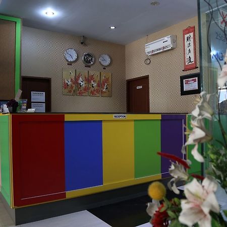 Nida Rooms Makassar Jampea 19536 外观 照片