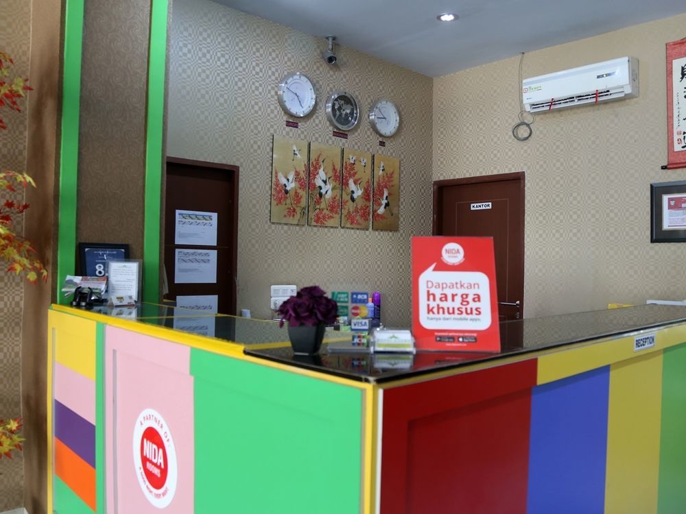 Nida Rooms Makassar Jampea 19536 外观 照片