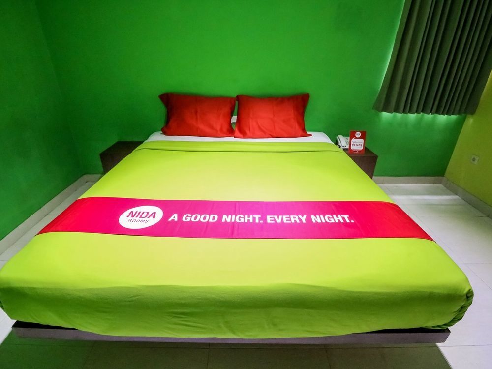 Nida Rooms Makassar Jampea 19536 外观 照片