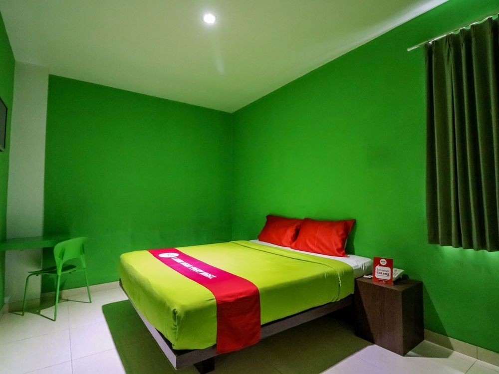 Nida Rooms Makassar Jampea 19536 外观 照片